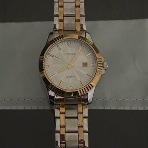 Citizens vintage two tone watch